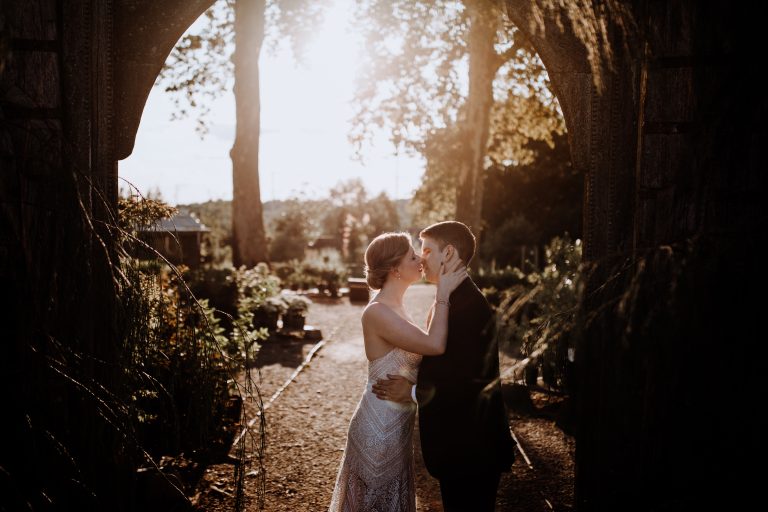 Romantic Terrain Garden Wedding | www.thestyledbride.com